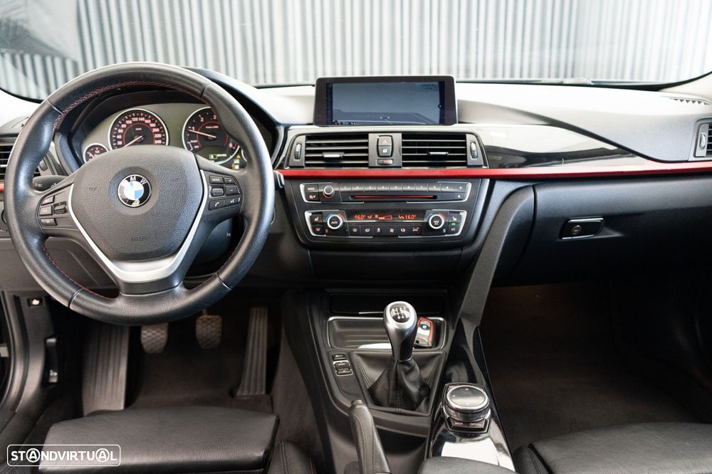 BMW 320 d ED Line Sport - 28