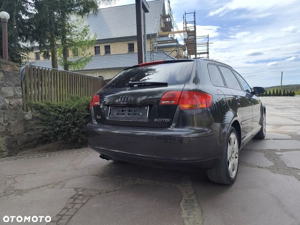 Audi A3 Sportback 2.0 TDI Ambiente - 6