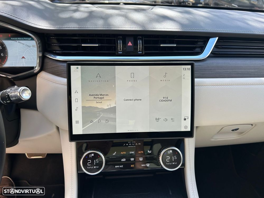 Jaguar F-Pace 2.0 P400e AWD R-Dynamic Black - 37