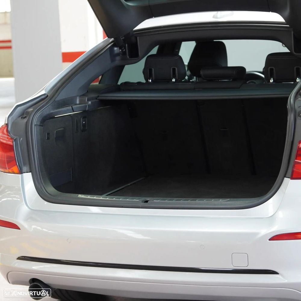 BMW 318 Gran Turismo d Line Sport Auto - 55