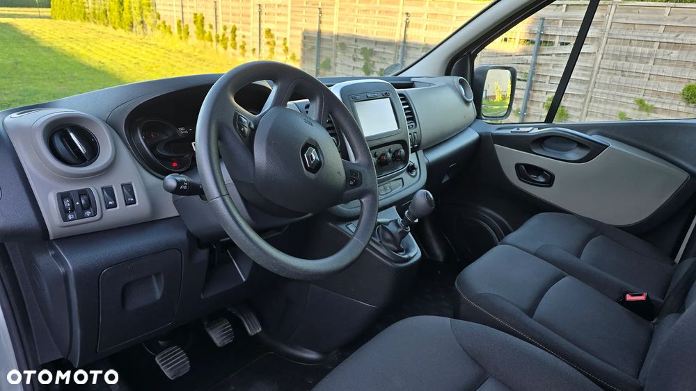 Renault Trafic - 29