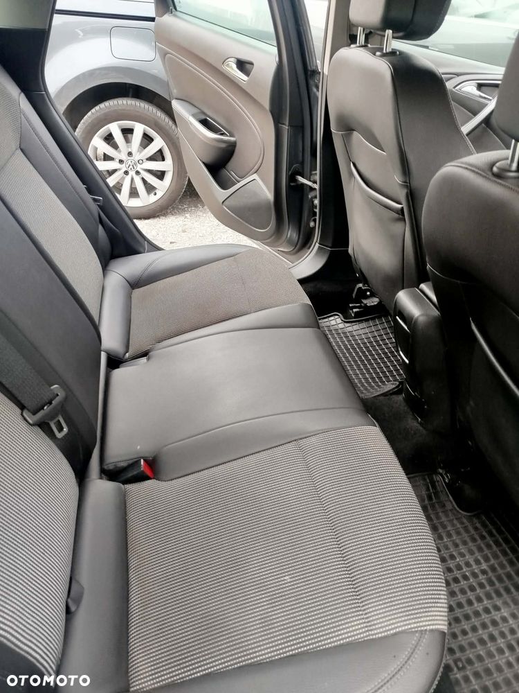 Opel Astra 1.4 T Sport - 28
