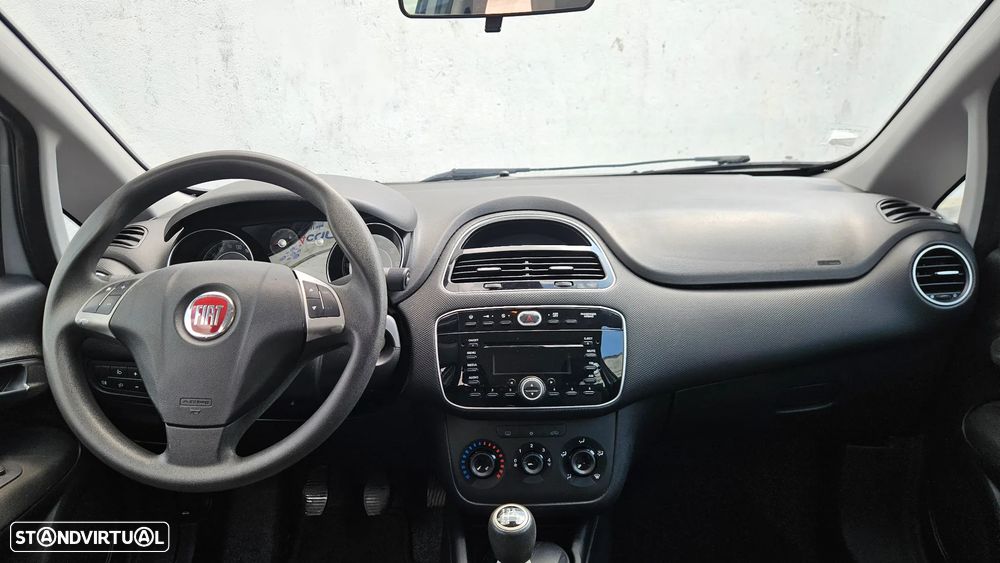 Fiat Punto 1.2 Lounge S&S - 13
