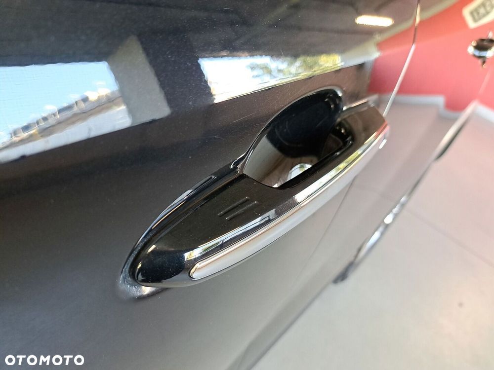 Toyota RAV4 2.5 Hybrid Executive 4x4 - 39