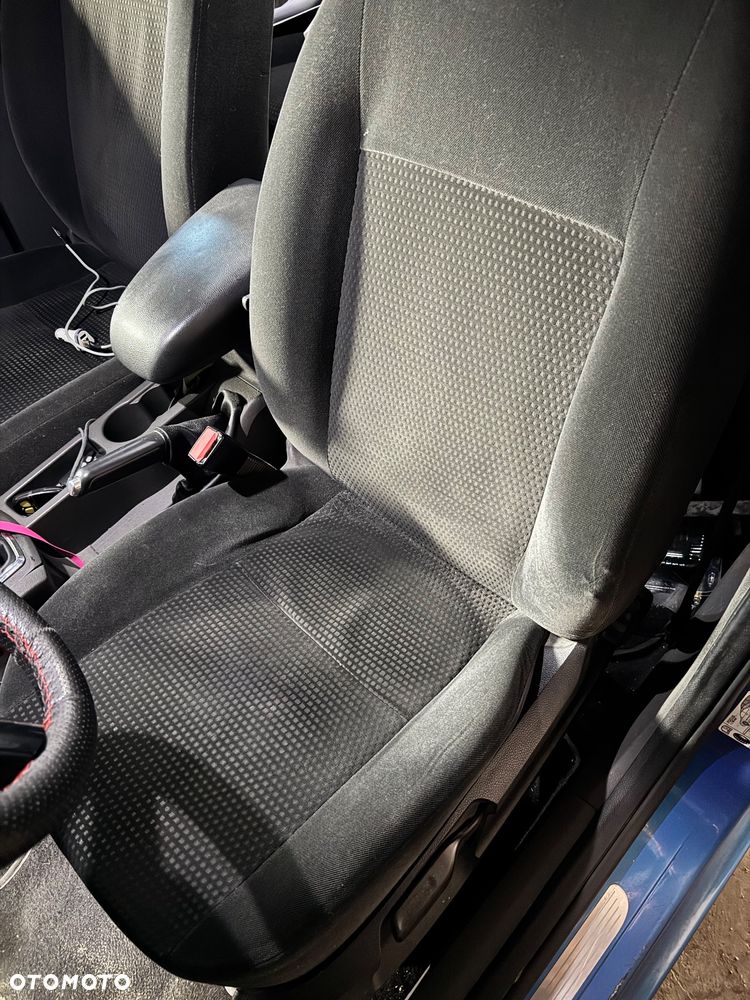 Ford Focus 1.8 TDCi Ghia - 11