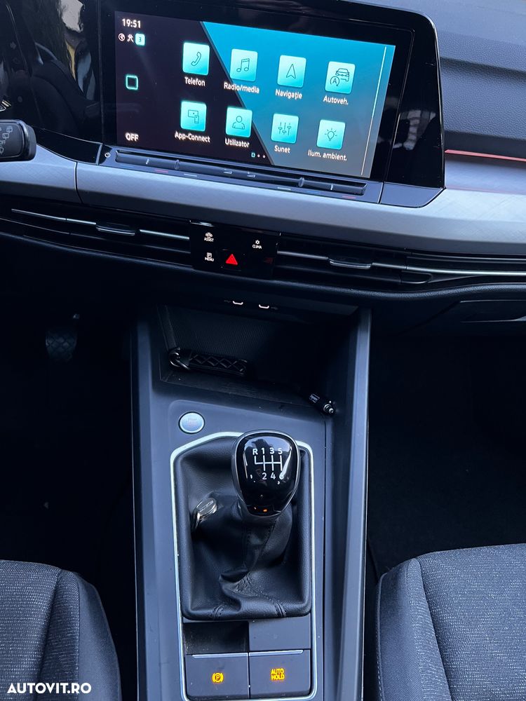 Volkswagen Golf 2.0 TDI SCR Life - 16