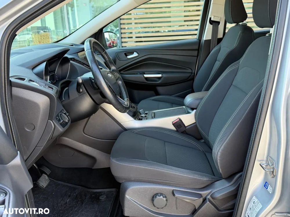 Ford Kuga - 14