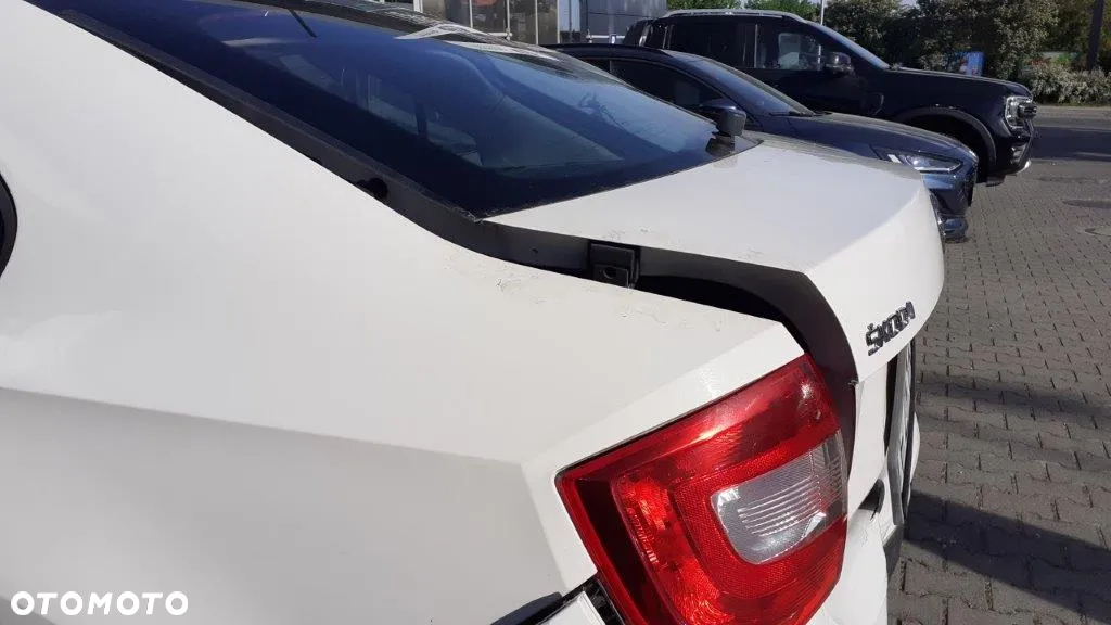 Skoda RAPID 1.2 TSI Ambition - 6