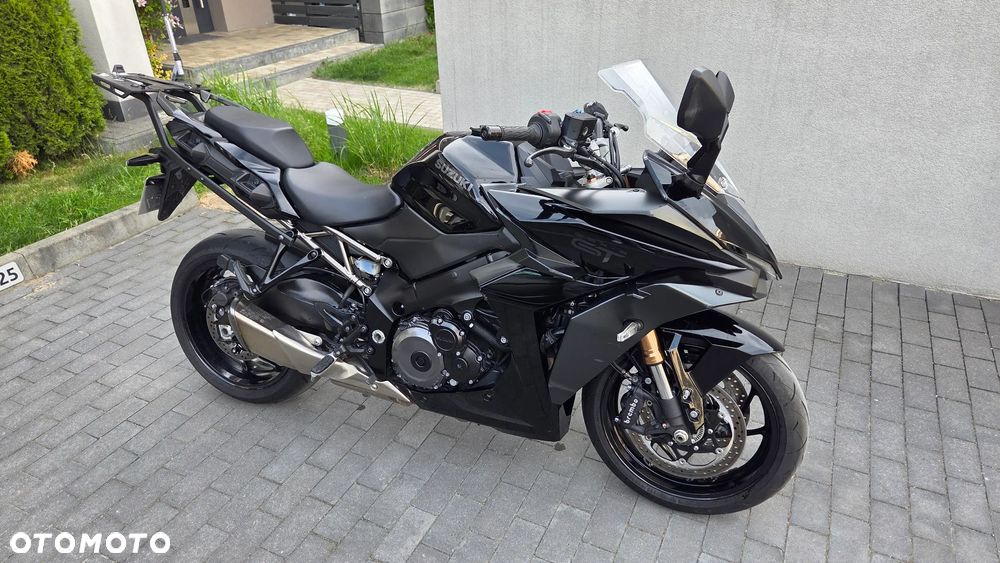 Suzuki GSX 1000 - 1