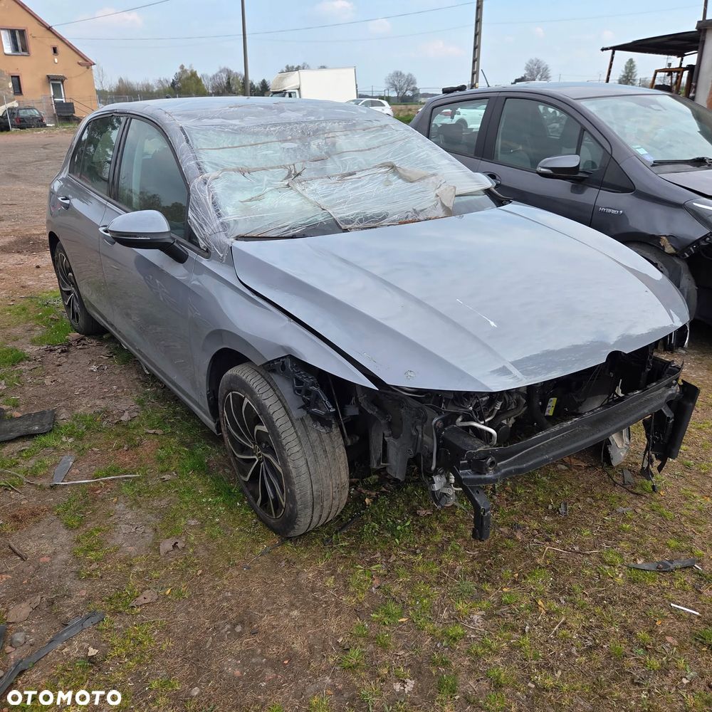 Volkswagen Golf 1.5 eTSI OPF DSG Edition 50 - 2