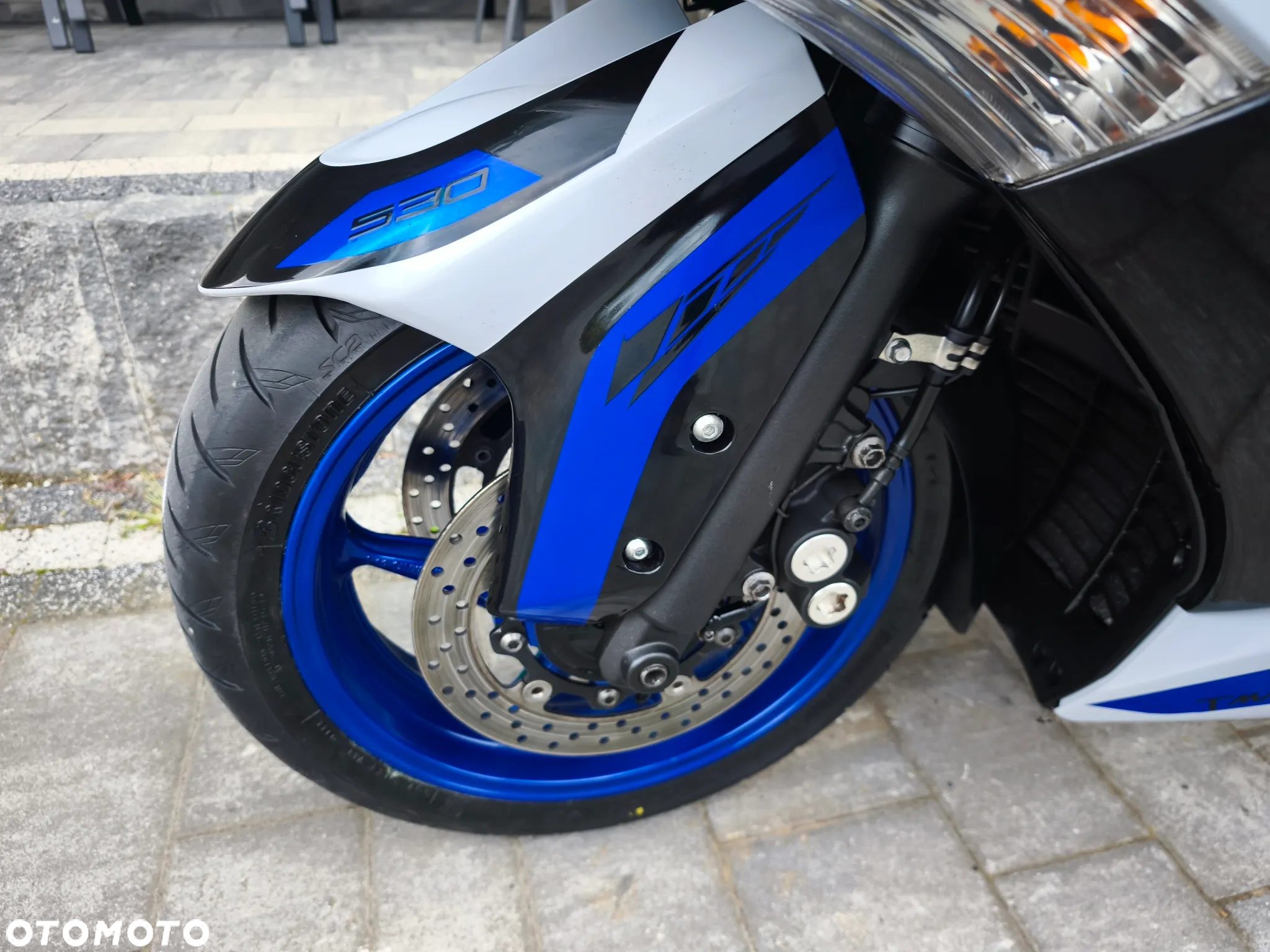Yamaha Tmax - 25