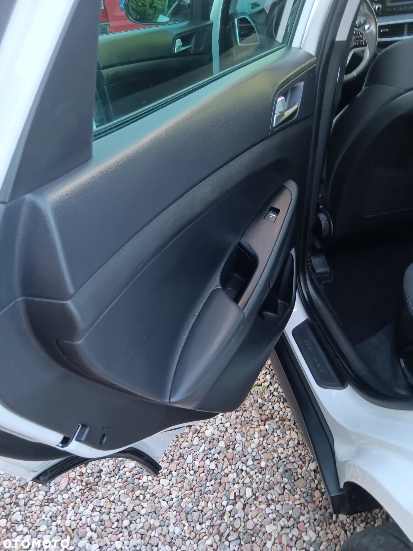 Hyundai Tucson 1.6 GDI BlueDrive Comfort 2WD - 18