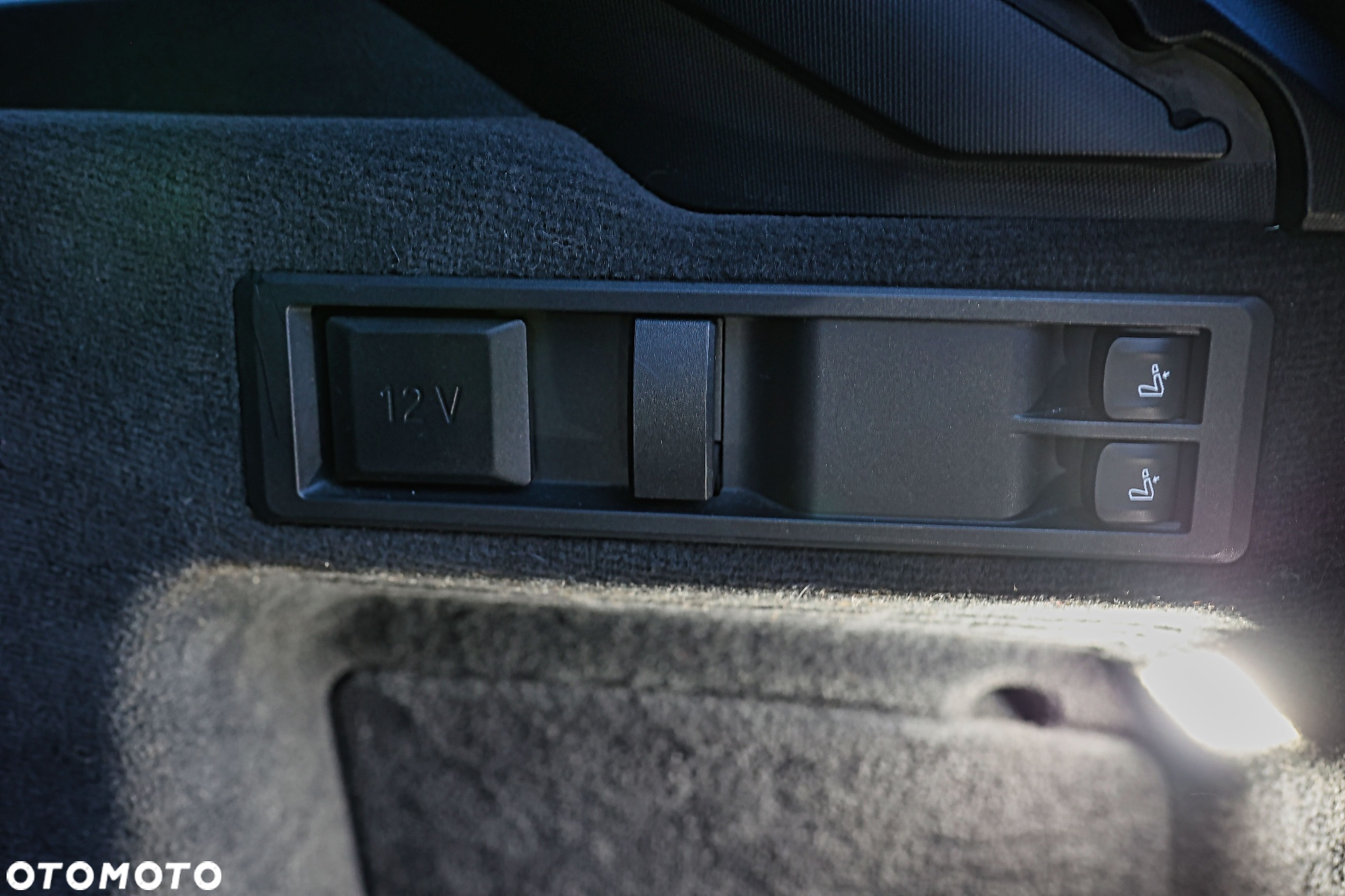 BMW Seria 3 330e M Sport sport - 29