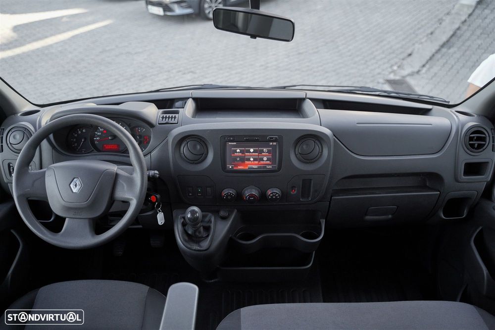 Renault Master 2.3 dCi L2H2 3.3T SS - 18