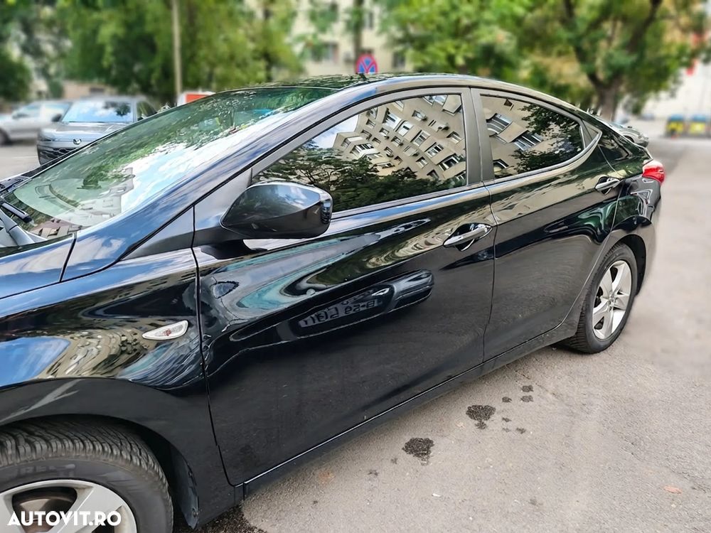 Hyundai Elantra 1.6 MPi Highway Heat+ - 4