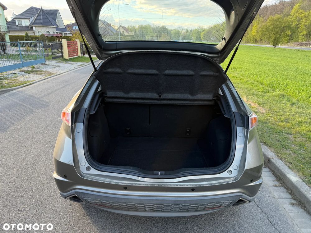 Honda Civic 1.8i-VTEC 50 Jahre Edition - 27