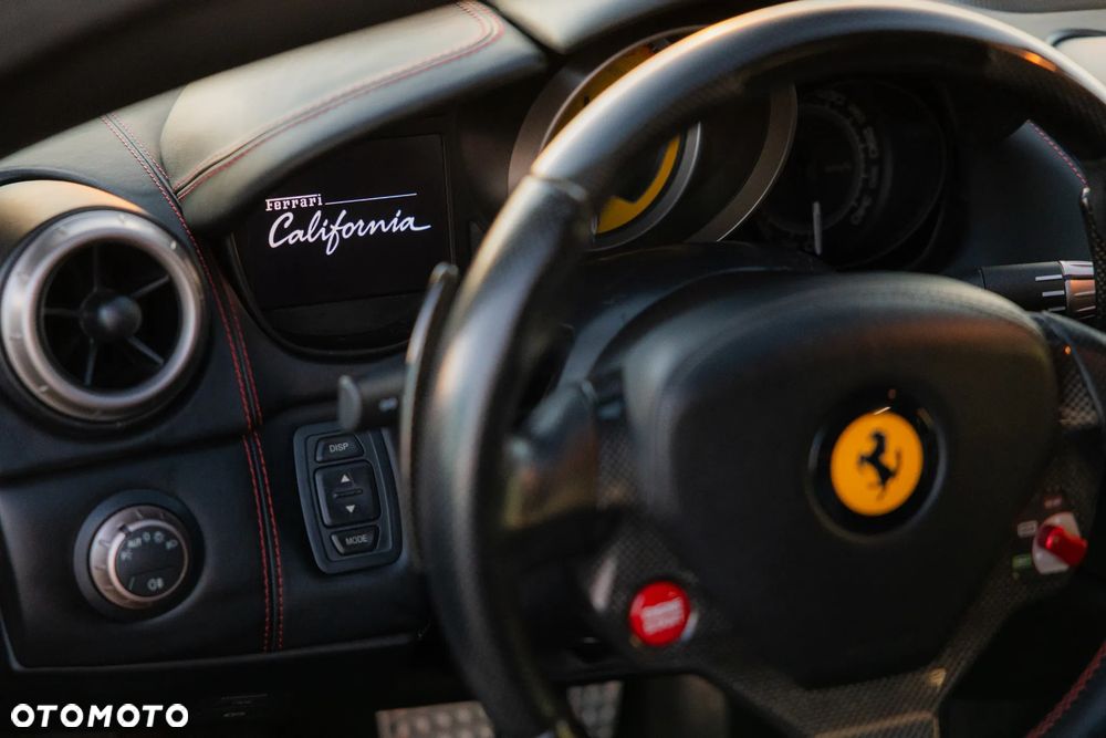 Ferrari California - 13