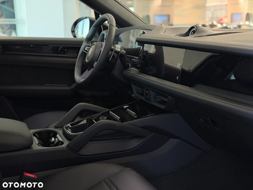 Porsche Cayenne E-Hybrid PHEV Black Edition - 15