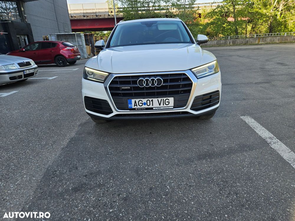 Audi Q5 2.0 40 TDI quattro S tronic Design - 6
