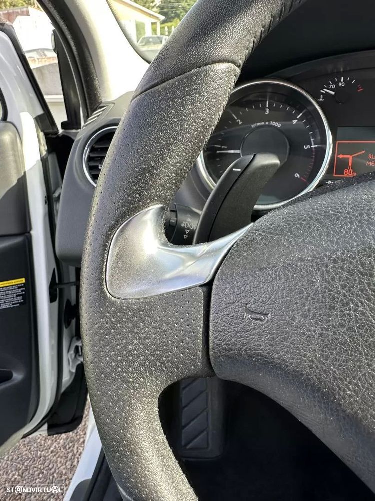 Peugeot 3008 1.6 e-HDi Allure 2-Tronic - 39