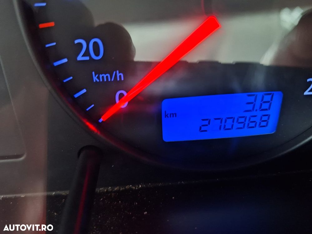 Volkswagen Transporter - 4