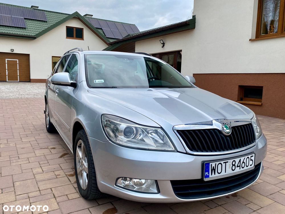 Skoda Octavia 2.0 TDI Ambiente DSG - 3