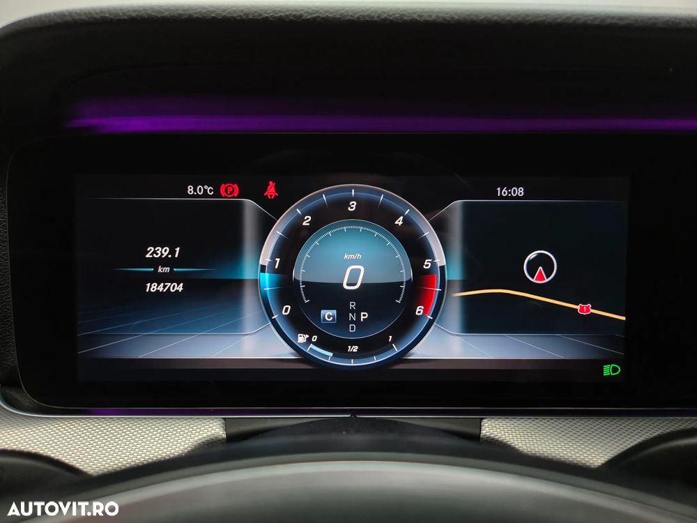 Mercedes-Benz E - 11