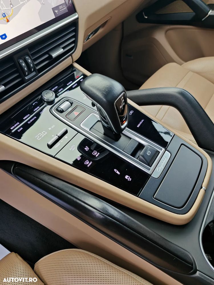 Porsche Cayenne E-Hybrid Tiptronic S - 21
