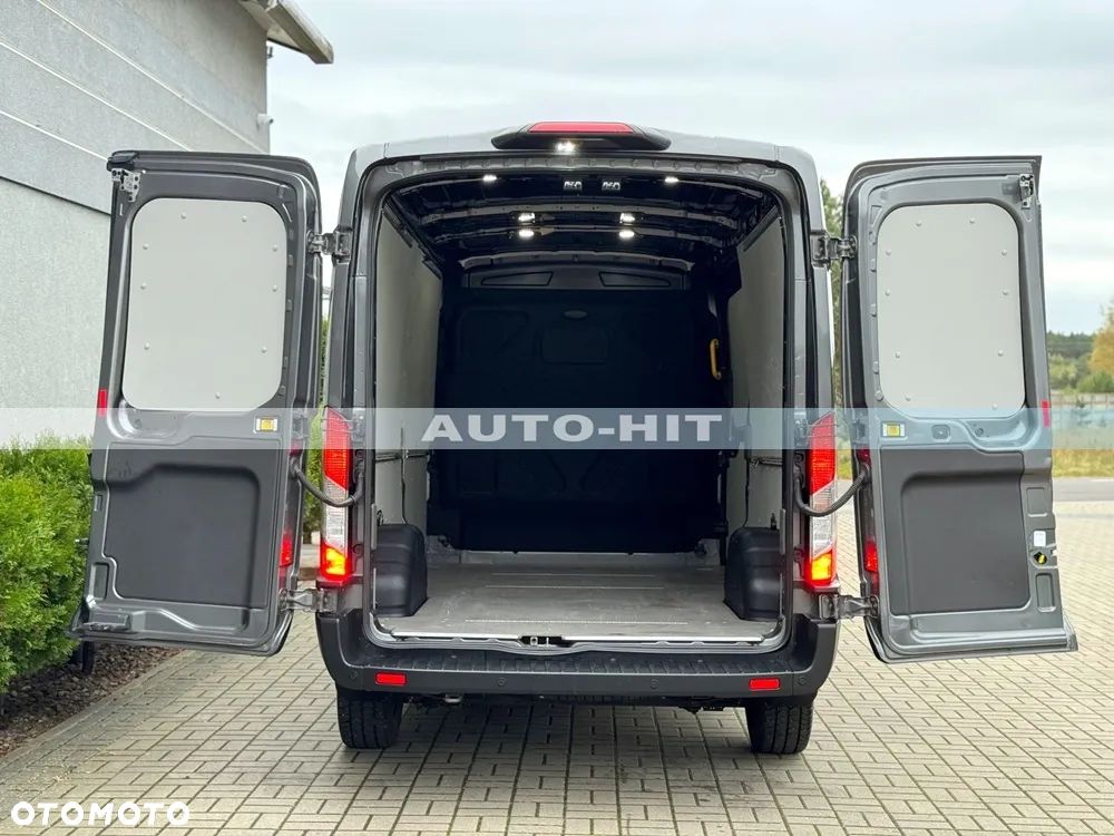 Ford Transit - 13