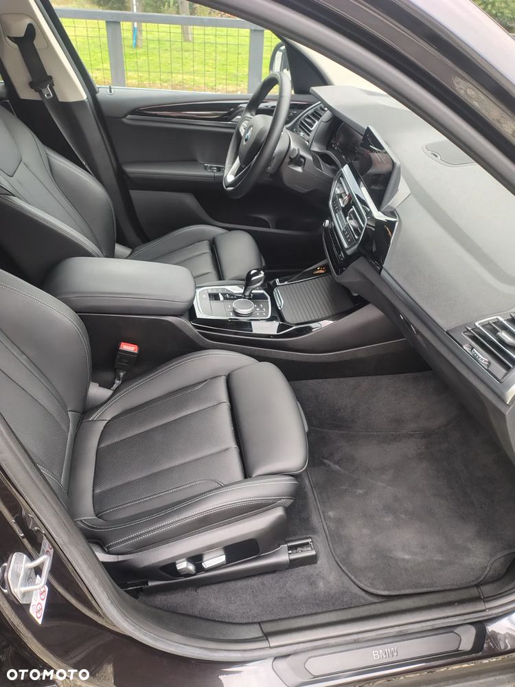 BMW X3 xDrive20d - 39