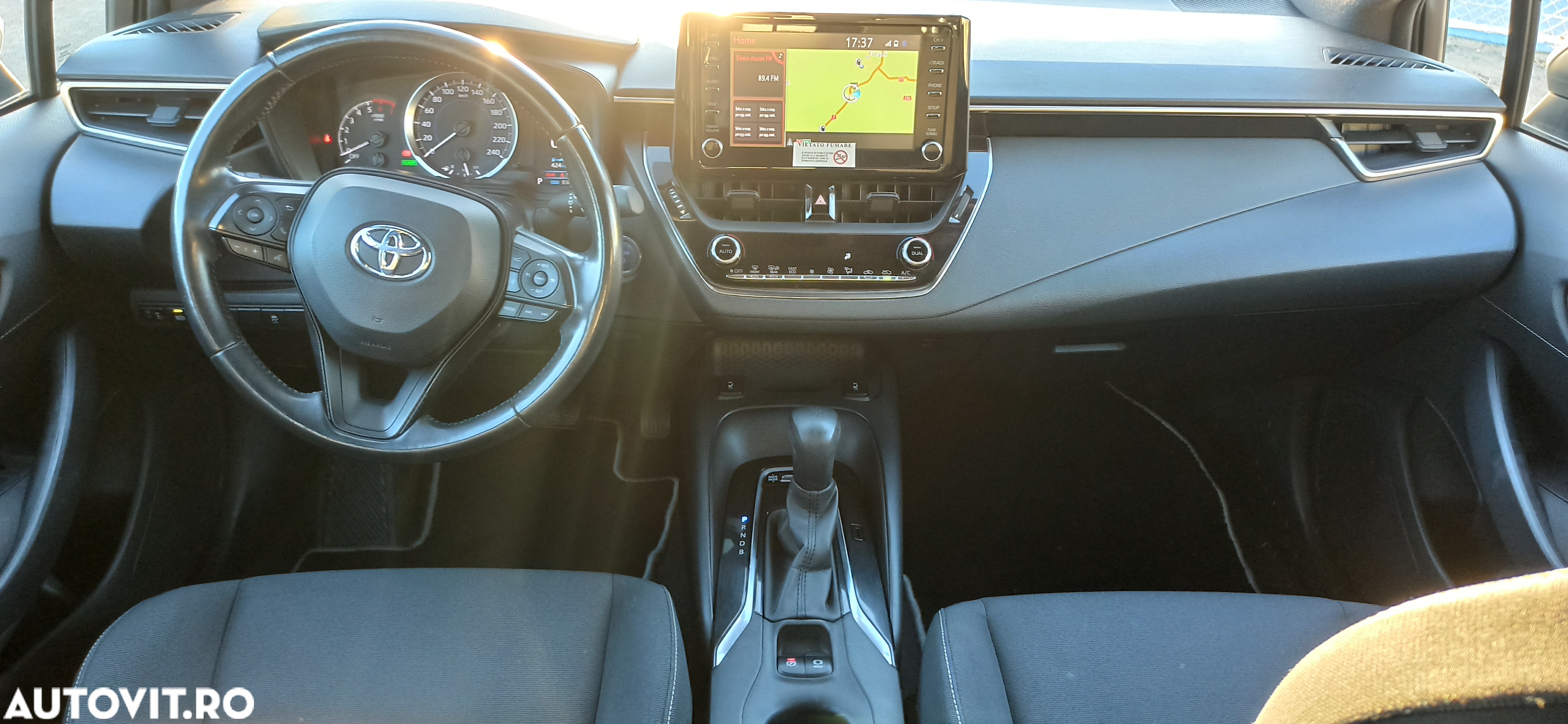 Toyota Corolla - 10