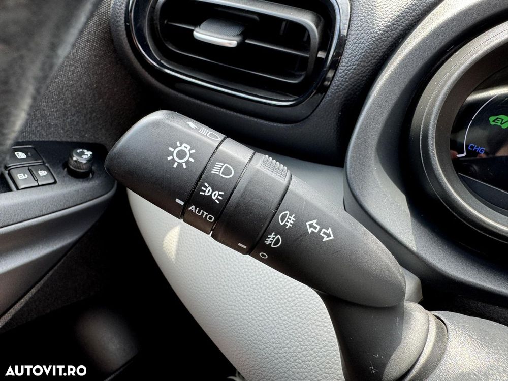 Toyota Yaris Cross - 12