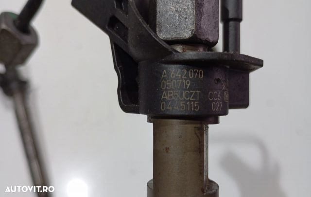 Injector A6420700587 3.0CDI Mercedes-Benz CLS-Class C219 [2004 - 2008 - 2