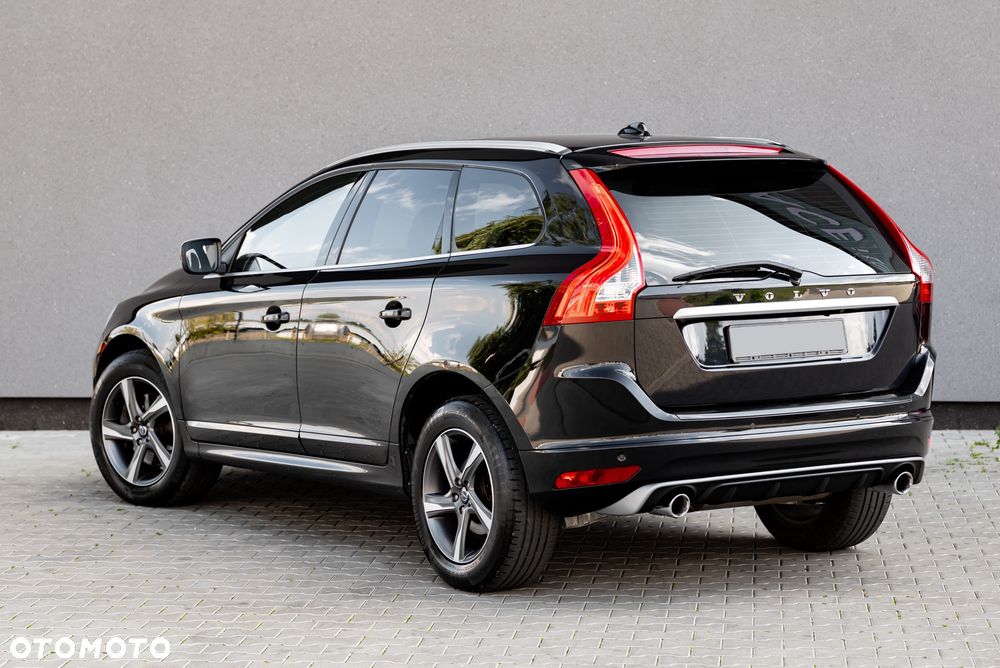 Volvo XC 60 D4 AWD Geartronic Summum - 9