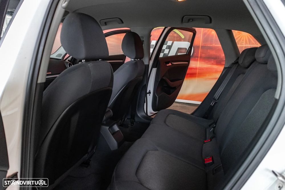 Audi A3 Sportback 1.6 TDI Sport S tronic - 19