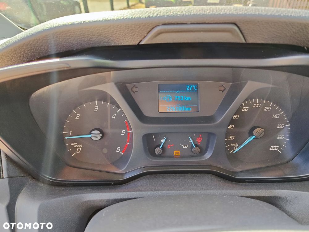 Ford Transit - 19