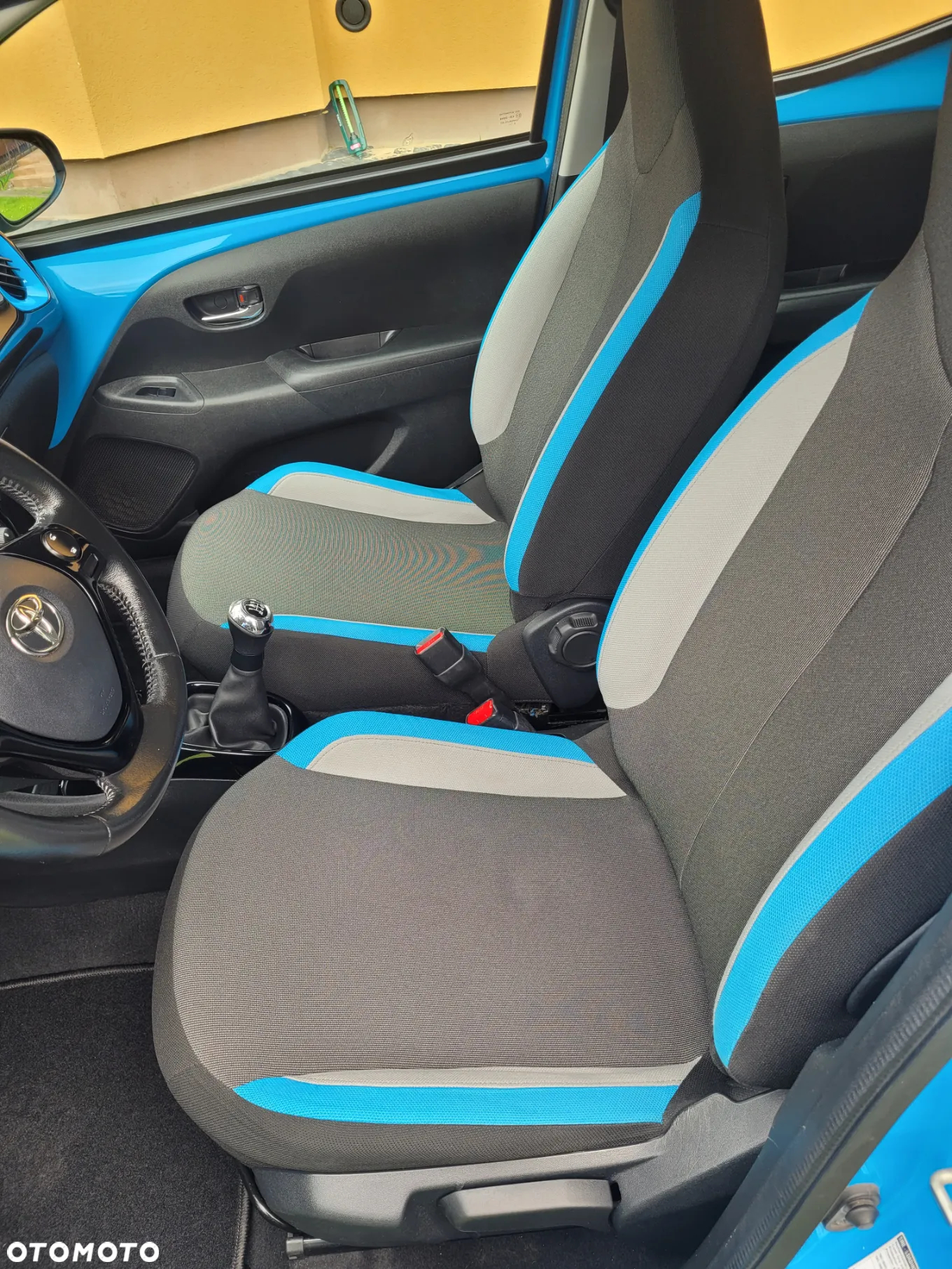 Toyota Aygo x-clusiv - 15