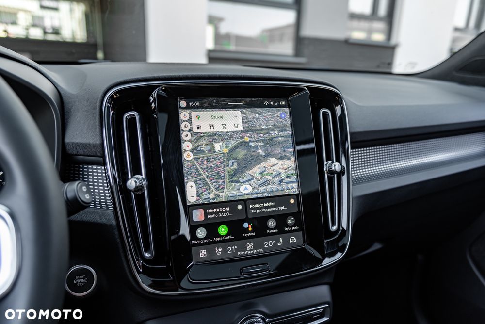 Volvo XC 40 B3 B DKG Plus Bright - 28