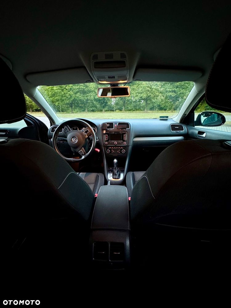 Volkswagen Golf 2.0 TDI DPF DSG MATCH - 5