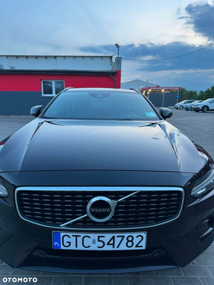 Volvo V90 D4 R-Design - 6
