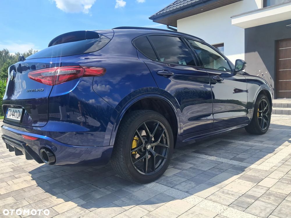 Alfa Romeo Stelvio 2.0 Turbo TI Q4 - 8