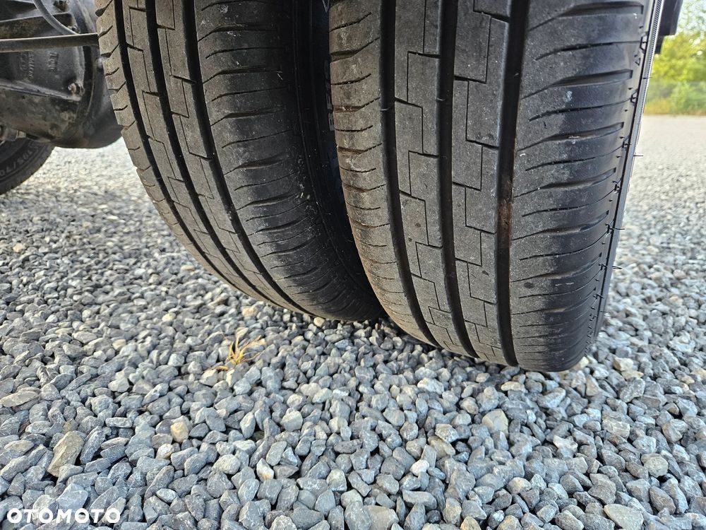 Renault Maxity 2.5 DCI 110KM/ Hakowiec / DMC 3.5T / - 22