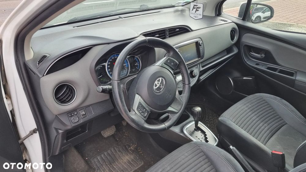 Toyota Yaris 1.5 VVT-i Comfort - 25