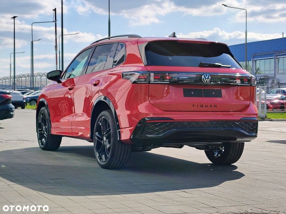 Volkswagen Tiguan - 5