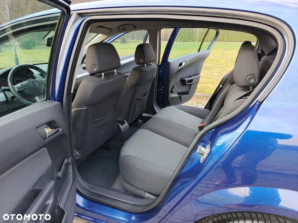 Opel Astra 1.6 Edition - 16