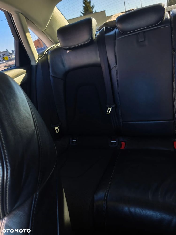 Audi A4 Limousine - 12