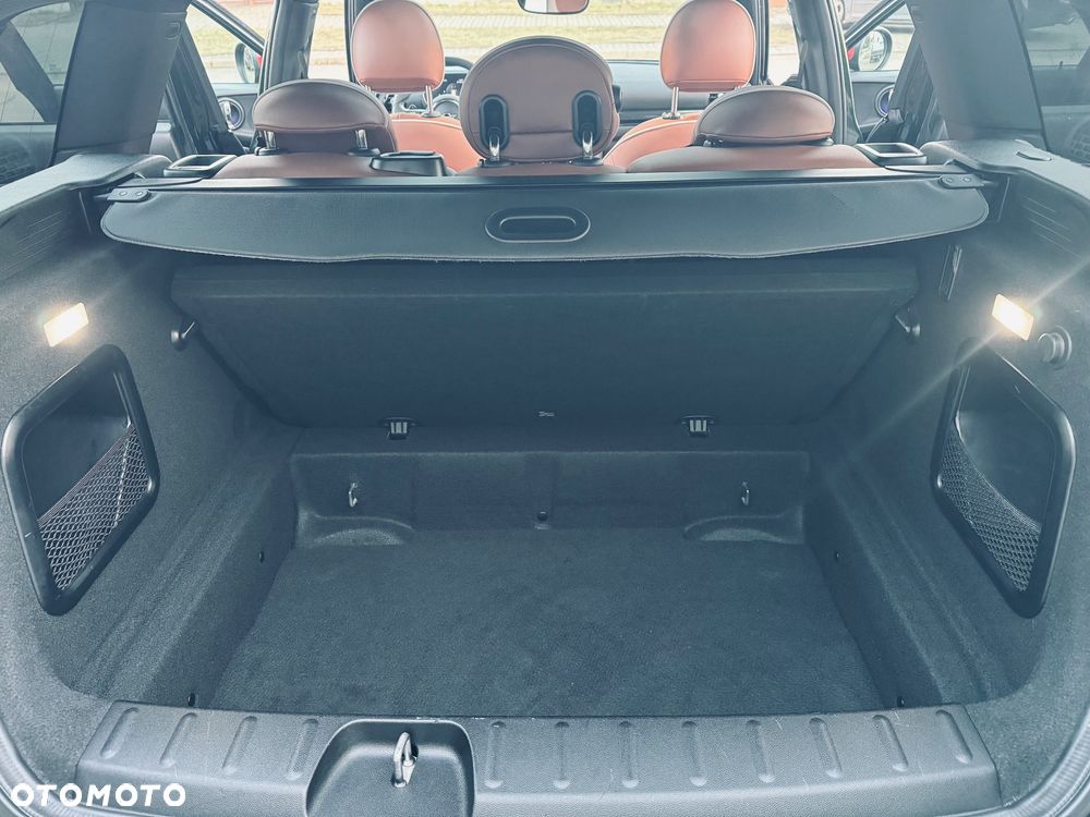 MINI John Cooper Works ALL4 sport - 36