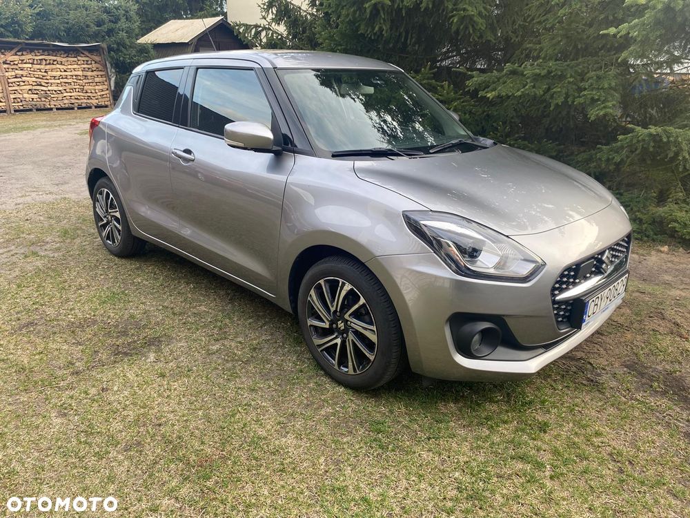 Suzuki Swift 1.2 Dualjet SHVS Premium Plus CVT - 4