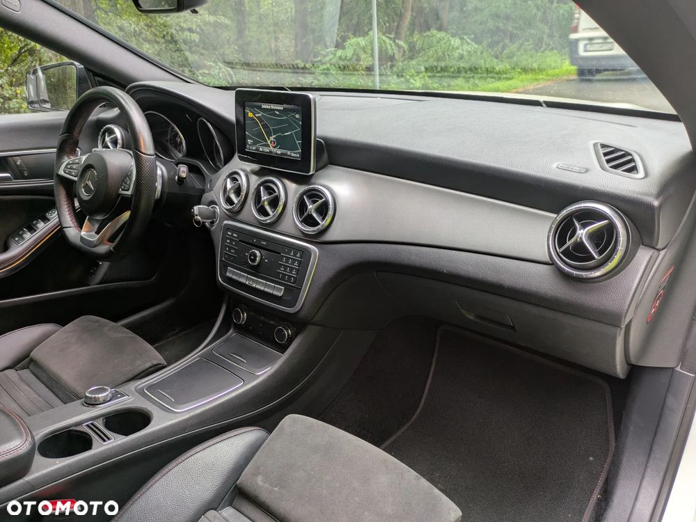 Mercedes-Benz CLA 2017