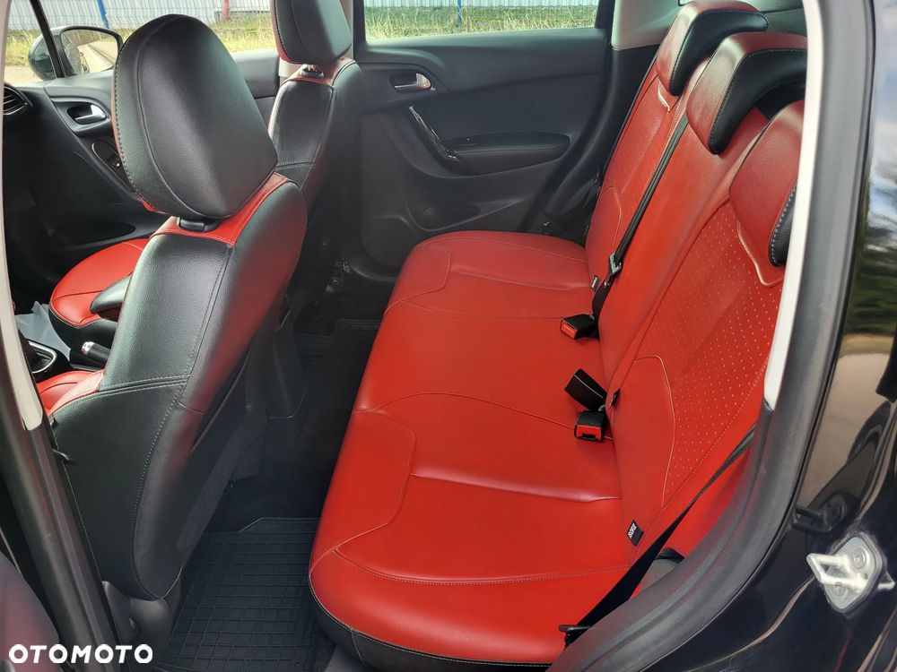 Citroën C3 VTi 120 Red Block - 12